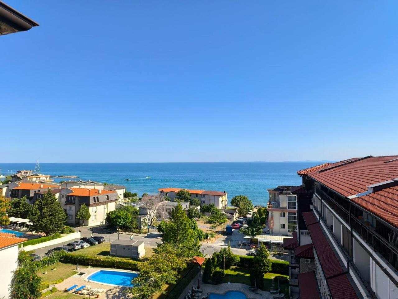 Dom-El Real Apartments Amphora Sveti Vlas Exteriér fotografie