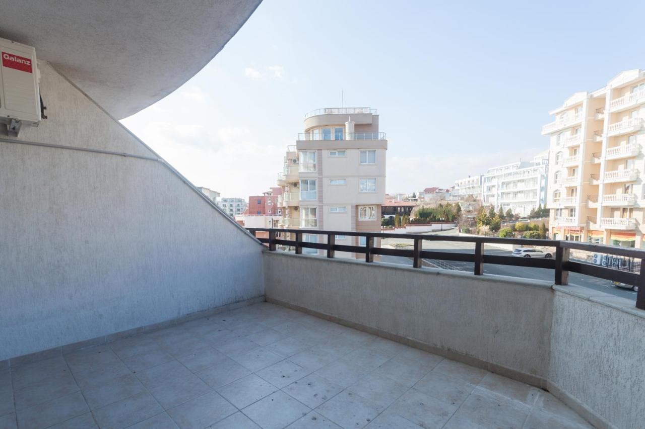 Dom-El Real Apartments Amphora Sveti Vlas Exteriér fotografie